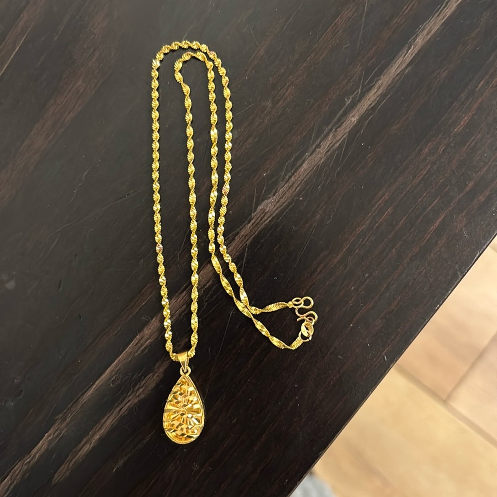 24k plated gold drop necklace
